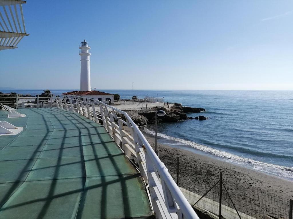 Estudio Torrox Playa- Vistas Al Mar Y Piscina Luaran gambar